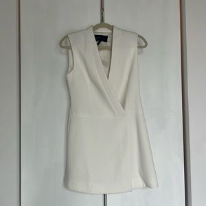 BCBG MAX AZRIA dress ivory. It runs big - XXS but runs like a small, I’m a Small